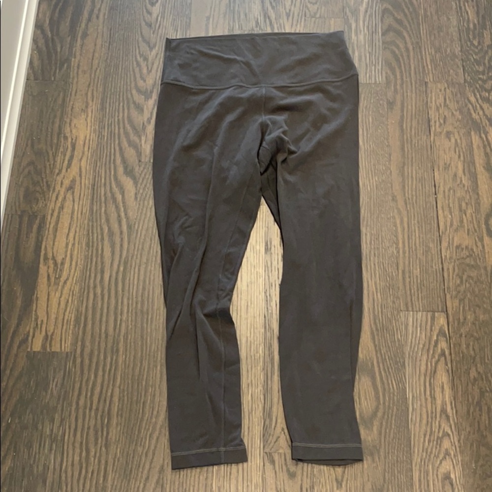 Lululemon Grey size 10- cropped leggings